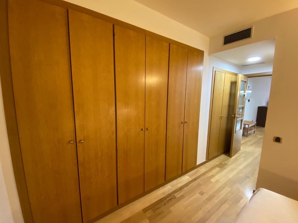 Apartamentos City Beach Barcelona Bagian luar foto
