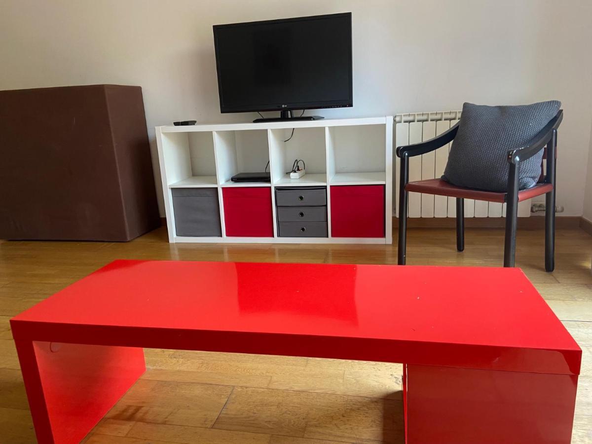 Apartamentos City Beach Barcelona Bagian luar foto