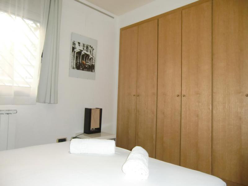 Apartamentos City Beach Barcelona Bagian luar foto